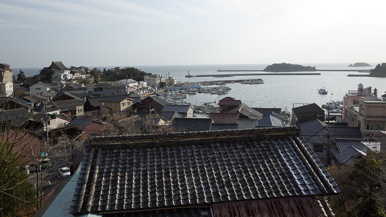 鞆城跡から眺めた鞆港。