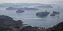 亀老山から眺めた来島海峡。武志島や中渡島にはそれぞれ能島村上氏の海城が築かれていた。